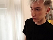 Показала сводному брату как быть шлюшкой. Отчим оценил 