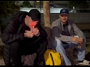 AMIGOS FORAM BEBER NA QUADRA E CABARAM NA BRODERAGEM ATÉ QUE DERREPENDE APARECEU UM MORADOR DE RUA QUE DEIXOU TUDO MAIS INTERESSANTE